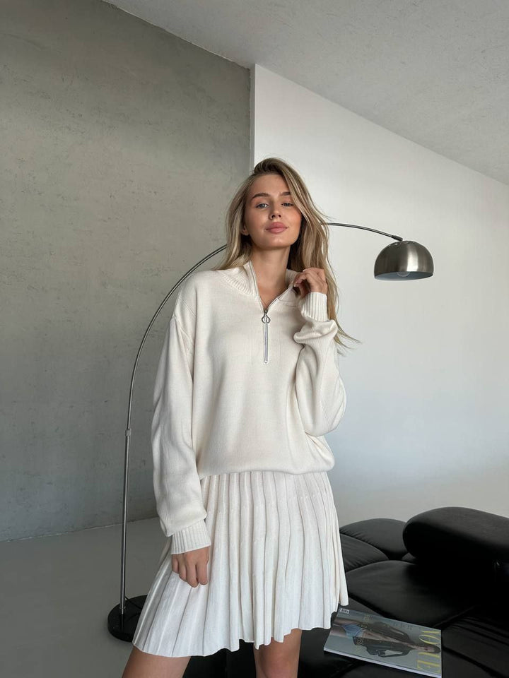Damen gemütliches Strick-Set mit Reißverschluss-Pullover und plissiertem Rock – Élanora