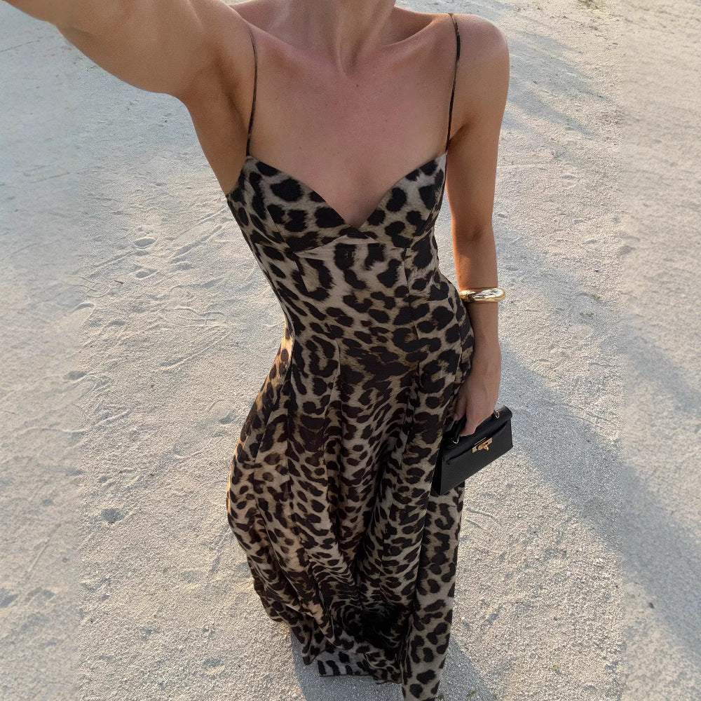 Damen Maxikleid mit V-Ausschnitt und animalischem Muster Echo Archiv