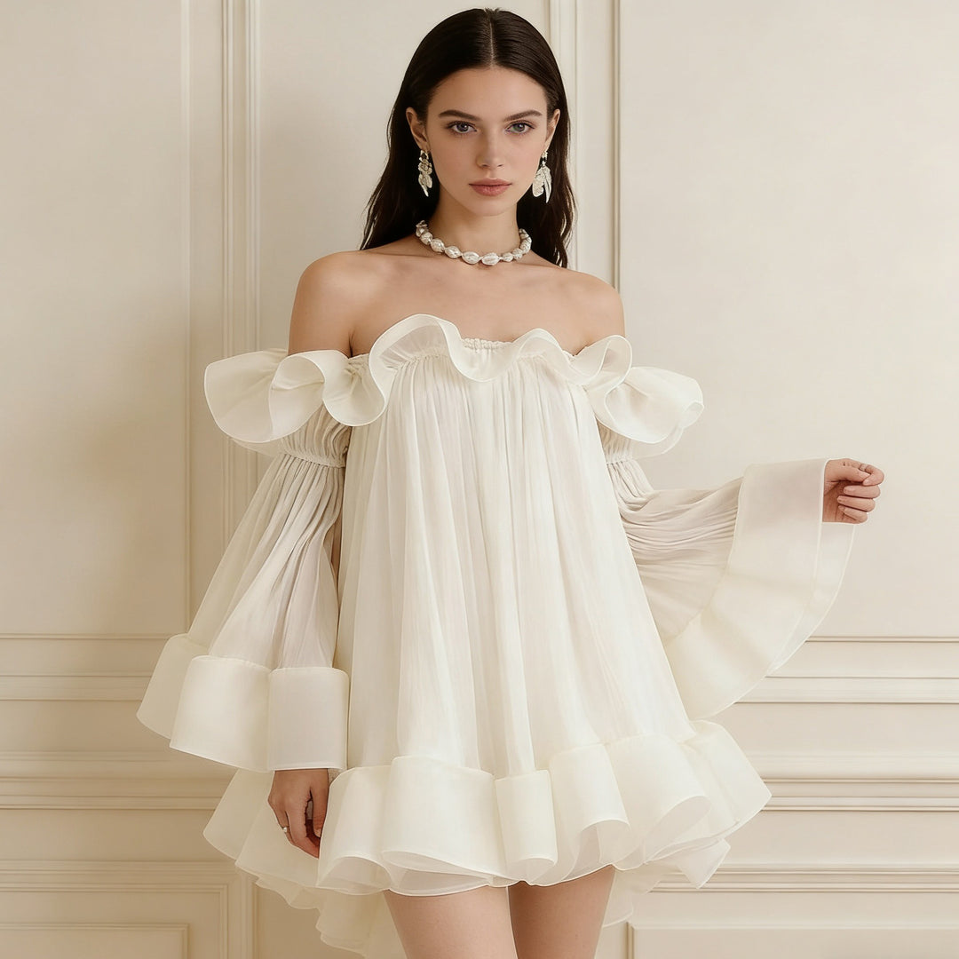 Damen Verspielt-romantisches Minikleid mit Volants und schulterfreiem Design Echo Archiv