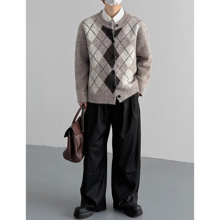 Damen Grobstrickjacke mit modernem Karomuster Echoarchiv