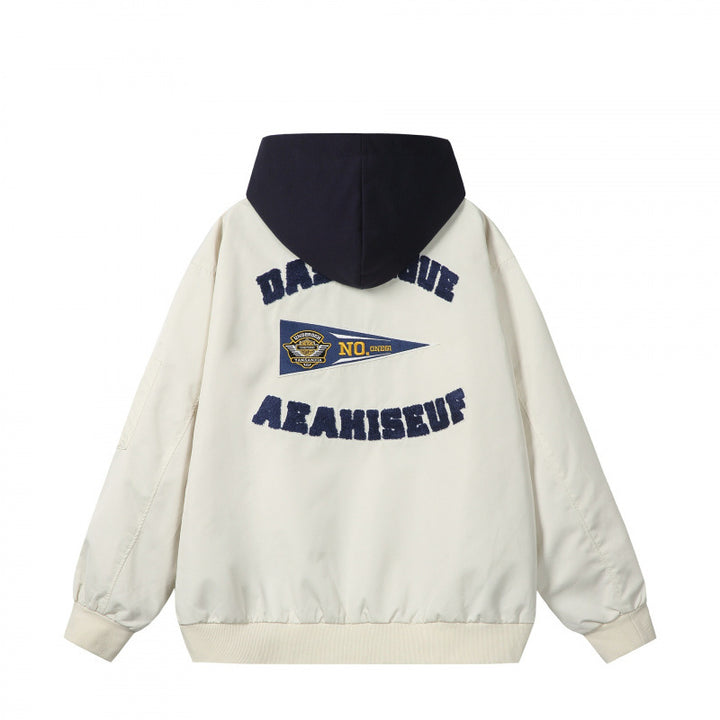 Herren College-Bomberjacke im Oversize-Stil mit Kapuzen-Einsatz und Logo-Patch Echo Archiv