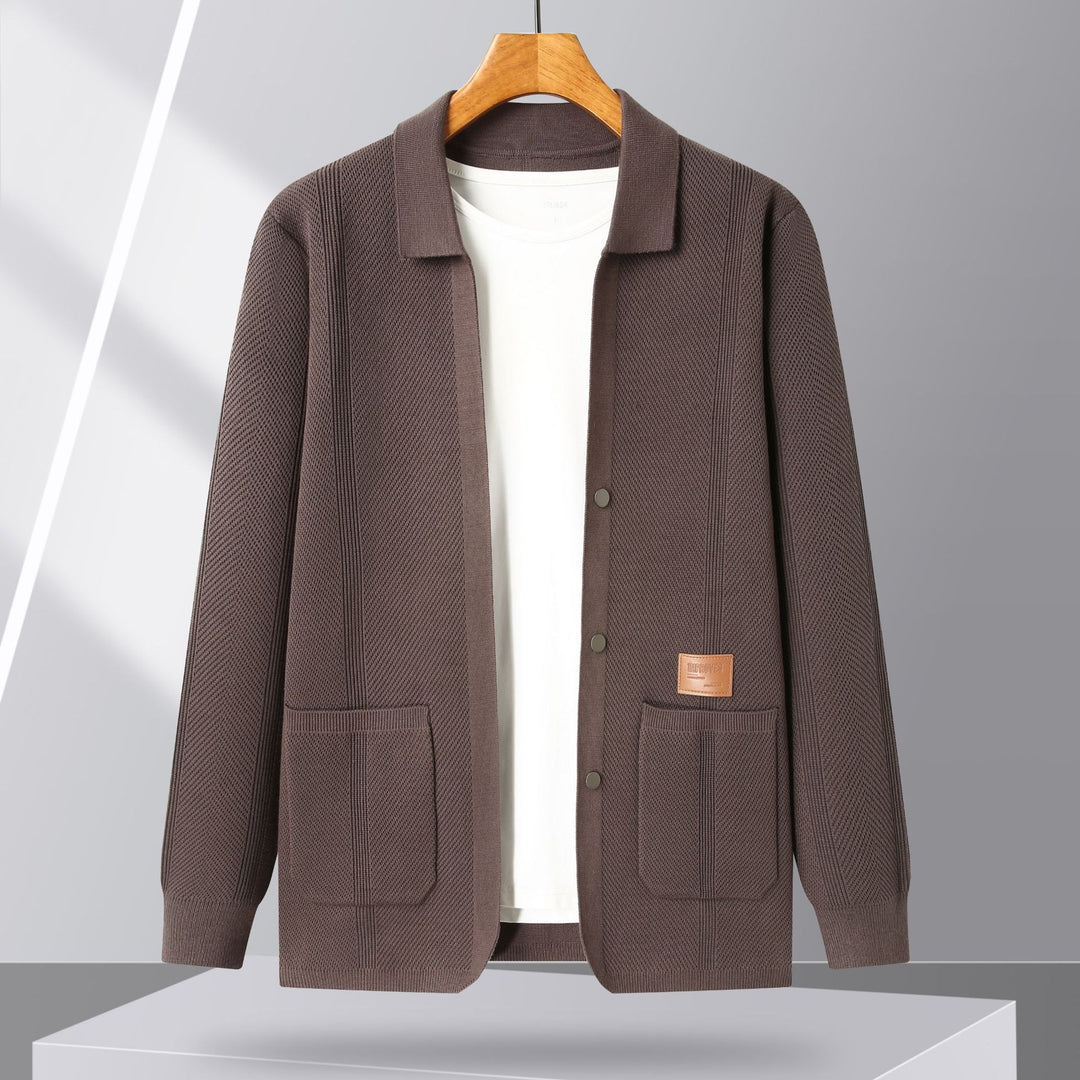 Herren Strickjacke mit legerem Schnitt und Klassischem Kragen Echoarchiv