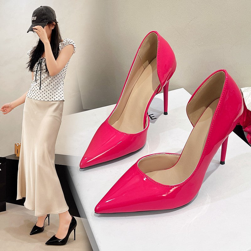 Damen Elegante Lack-Pumps mit spitzer Zehenform und Cut-Out-Ferse Echo Archiv