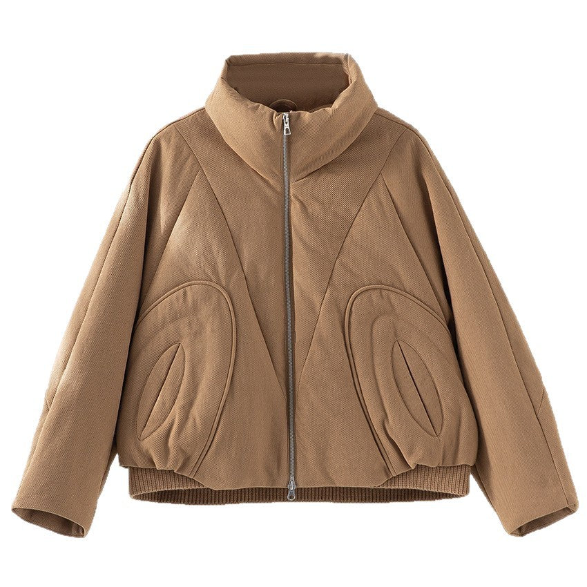 Damen Kurze gesteppte Steppjacke mit hohem Stehkragen und skulpturaler Nahtführung Echoarchiv
