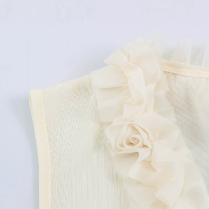 Damen Ärmellose Bluse mit tiefem V-Ausschnitt, Volantrüschen und Zierrosen Echoarchiv