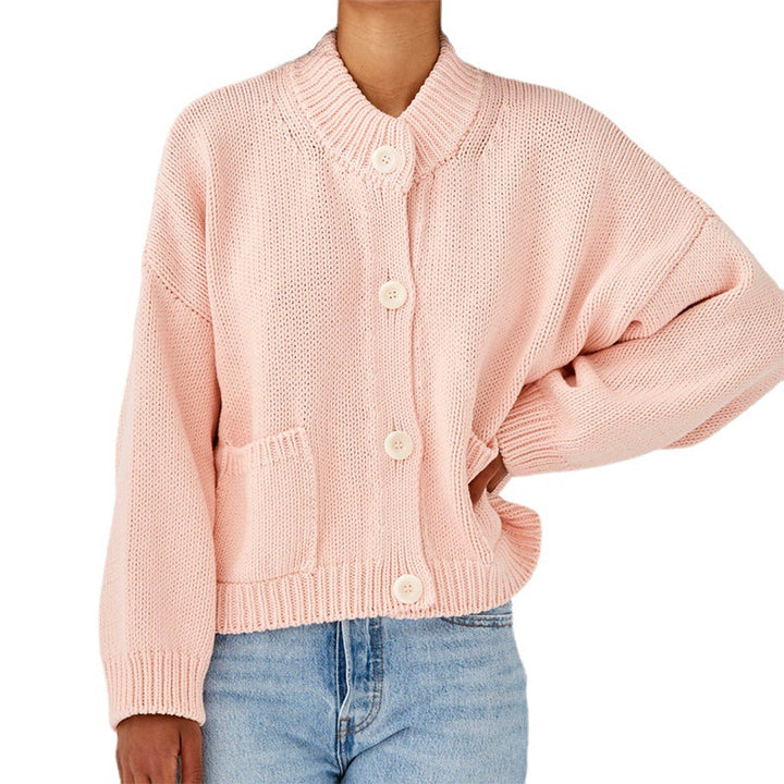 Damen Kurzer Boxy-Cardigan aus Grobstrick mit hoher Knopfleiste und Eingrifftaschen Echo Archiv