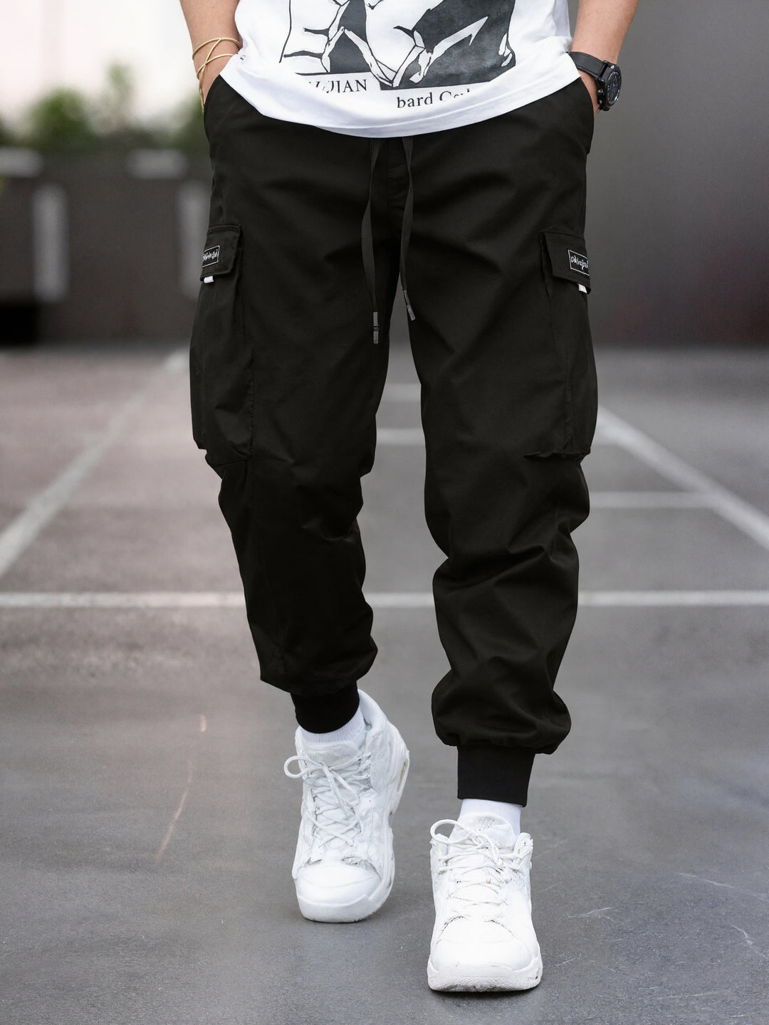 Herren Tapered Cargo-Joggerhose mit elastischem Tunnelzug, verstärkten Klappentaschen & gerippten Knöchelbündchen Echo Archiv