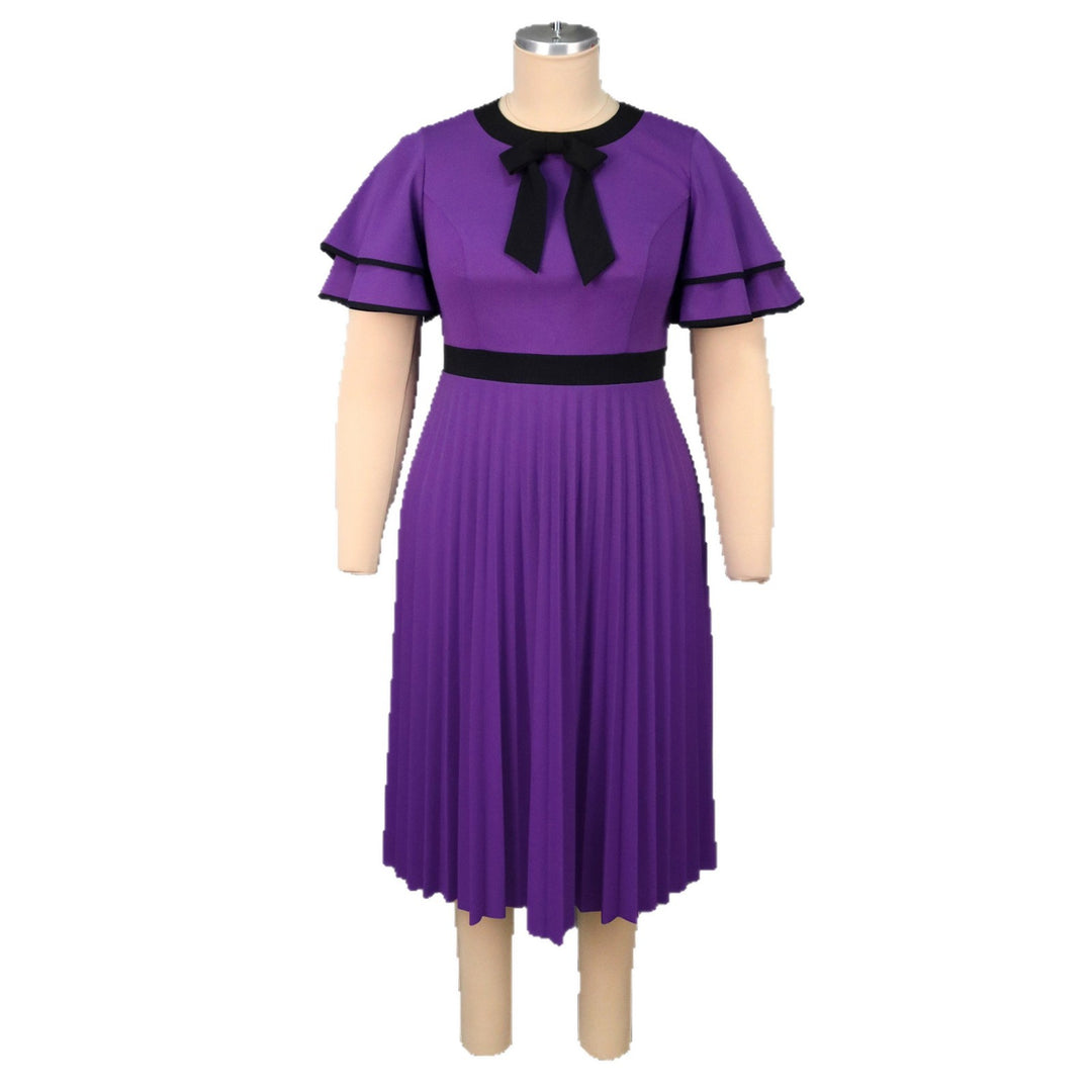 Damen plissiertes Midikleid mit eleganten Rüschendetails Echo Archiv
