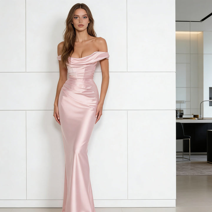 Damen Elegantes Abendkleid mit luxuriösem Drapierungsdetail und figurbetontem Schnitt Echo Archiv