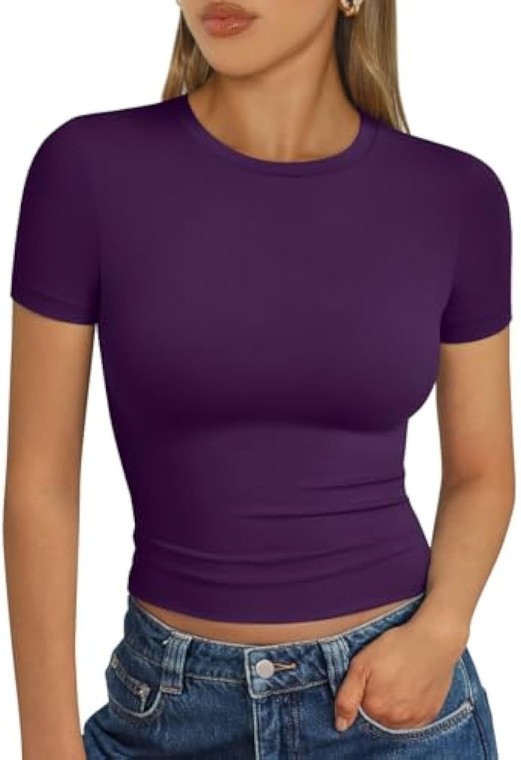 Damen figurbetontes Kurzarmshirt aus elastischem Material Echo Archiv