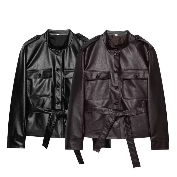 Damen Kurzjacke aus Kunstleder mit Taillengürtel, Pattentaschen und Stehkragen Echo Archiv
