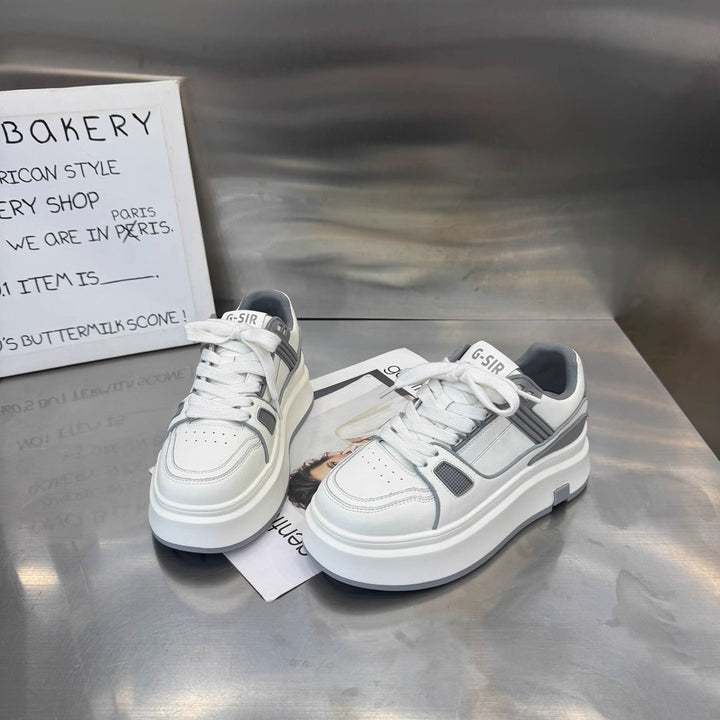 Damen Sportliche Sneakers mit dämpfender Plateausohle und atmungsaktiven Einsätzen Echo Archiv