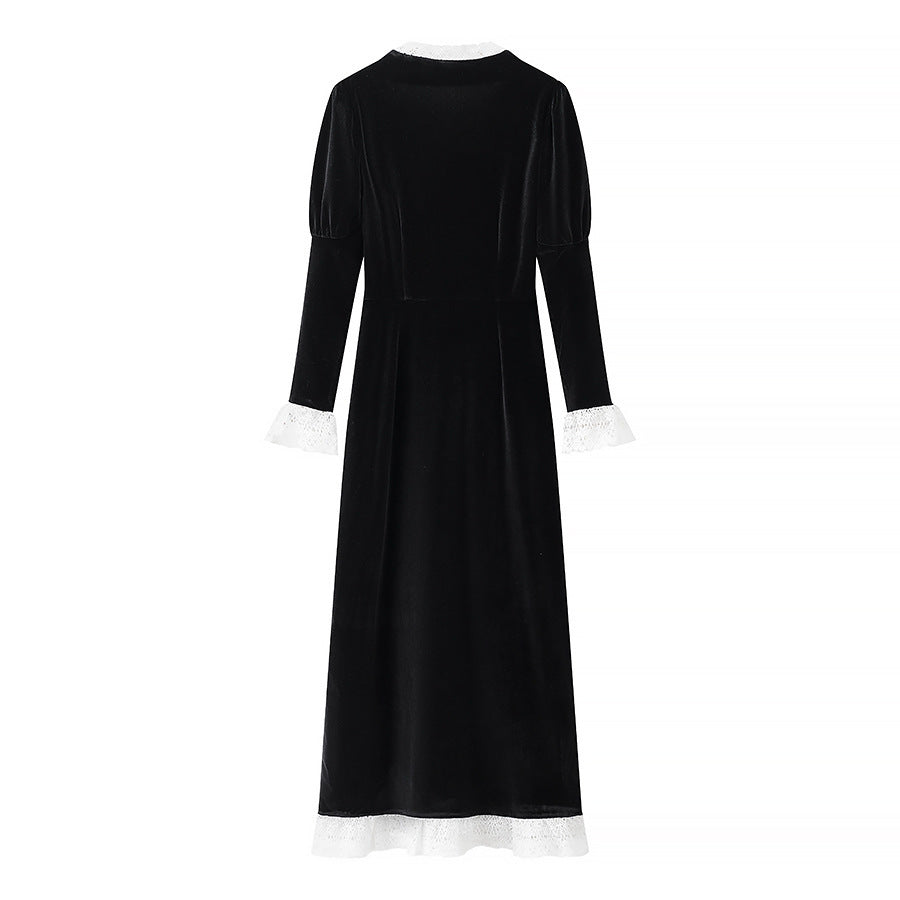 Damen Maxikleid aus Samt mit quadratischem Ausschnitt, Puffärmeln und Spitzenbesatz Echo Archiv