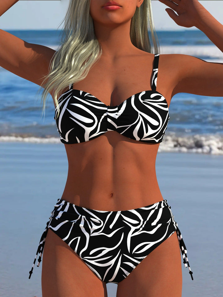 Damen Bikini-Set mit stilvollem Karomuster und goldfarbenen Akzenten Echoarchiv