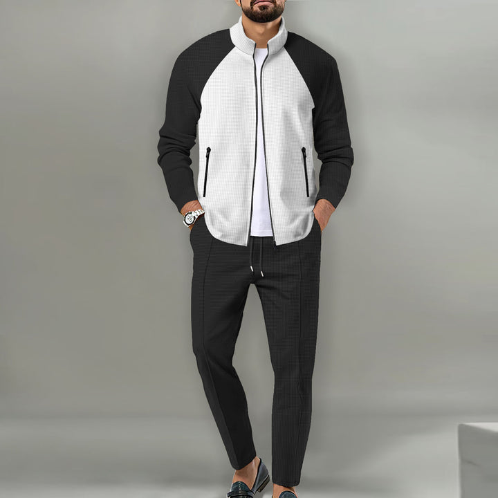 Herren Sportlicher Track-Suit mit High-Tech-Materialien Echoarchiv