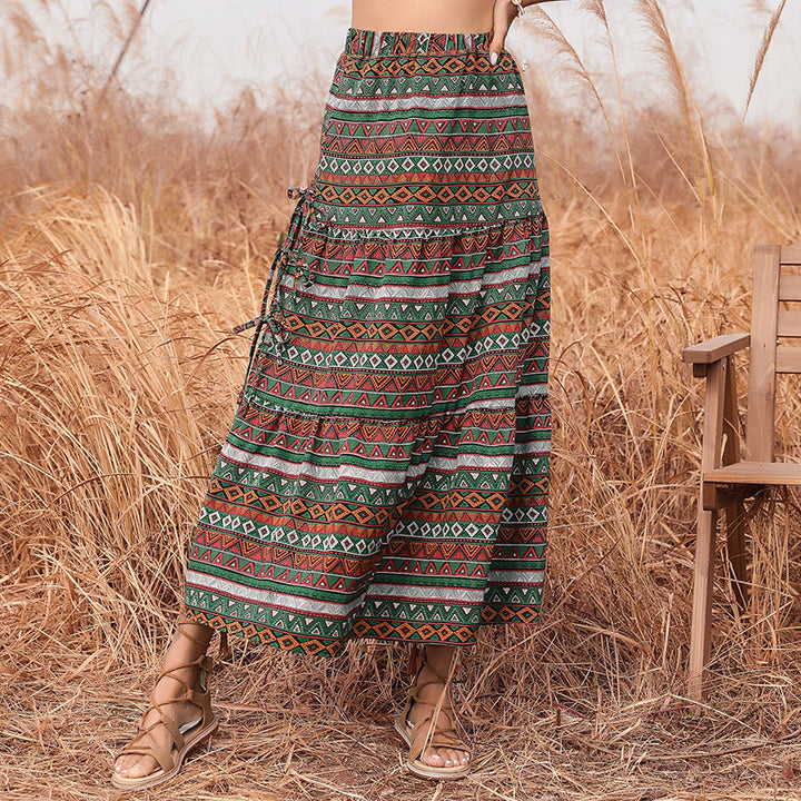 Damen Langer Boho-Maxirock mit Ethno-Print und seitlichen Bindebändern Echoarchiv