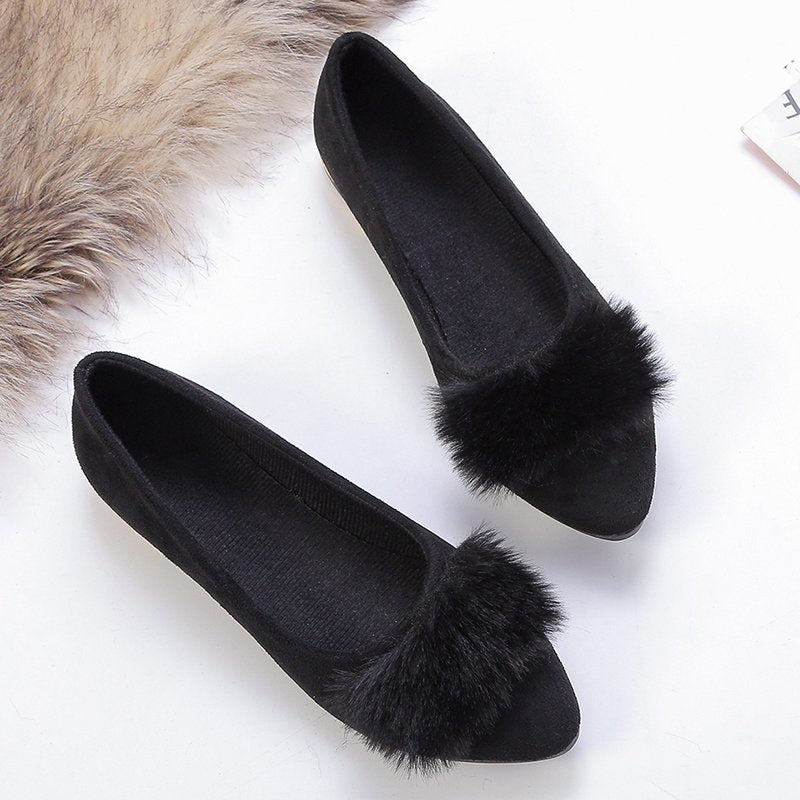 Damen nan spitze Ballerina mit Kunstvelours-Obermaterial, Kunstfell-Pompon und metallischer Absatzapplikation Echo Archiv
