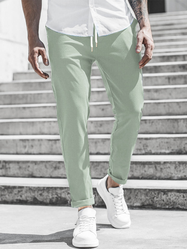 Herren Sportliche Chino-Hose mit flexiblem Bund und modernen Details Echoarchiv