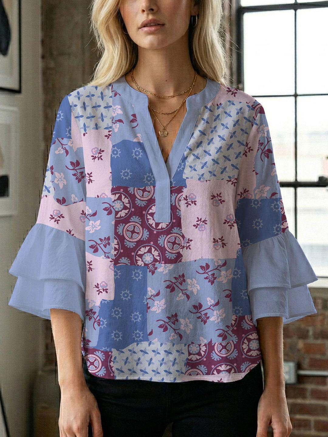 Damen Bluse mit wunderschönen floralem Design Echo Archiv