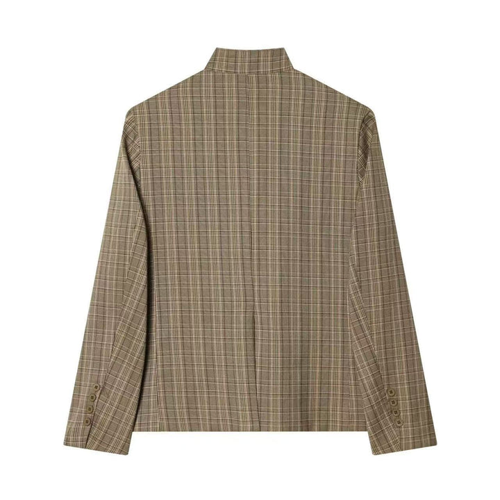 Damen Kurzblazer mit Stehkragen, asymmetrischer Knopfblende und Pattentaschen Echoarchiv