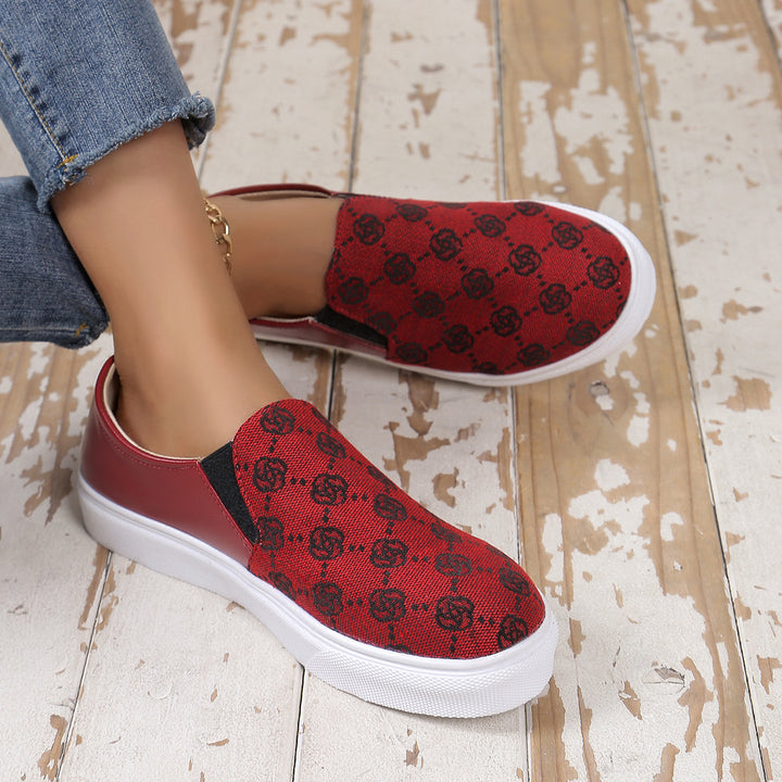 Damen Slip-On Plateau-Sneaker mit Glitzerfront, gepolstertem Fersenbereich und weißer Profilsohle – Névara