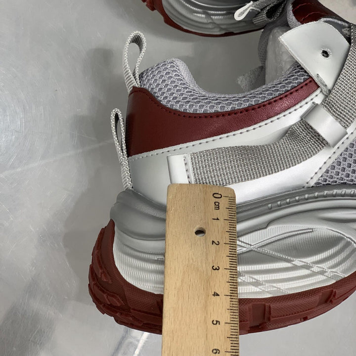 Damen Futuristische Wedge-Chunky-Sneaker mit Mesh‑Einsätzen und verstärkter Profilsohle – Névara