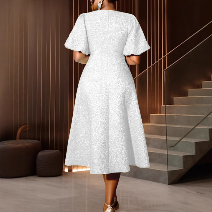 Damen Freizeitkleid mit floralem Strukturmuster Echo Archiv