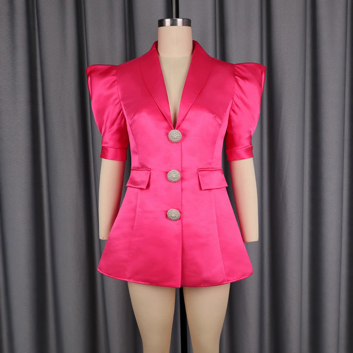 Damen Elegantes Blazer-Kleid mit Puffärmeln und Glitzerknöpfen Echo Archiv