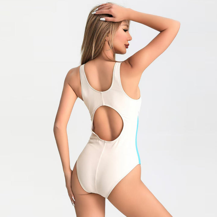Damen Sportlicher Einteiler mit stylischen Paneelen Echo Archiv