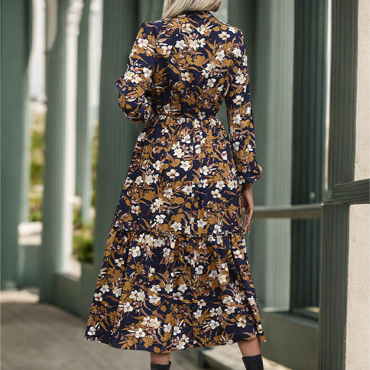 Damen Langärmeliges Midikleid mit Bindegürtel, Stufensaum und seitlichem Schlitz Echoarchiv