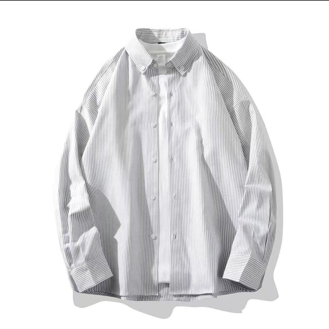 Herren Oversize Button-Down Hemd aus Baumwollmischung mit feinen Nadelstreifen Echoarchiv