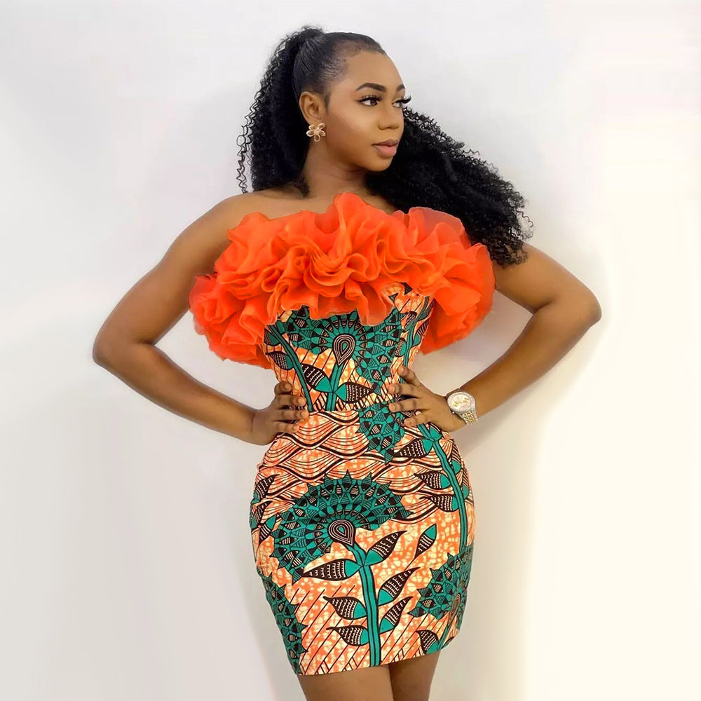 Damen figurbetontes Kleid mit voluminösen Rüschen Echo Archiv
