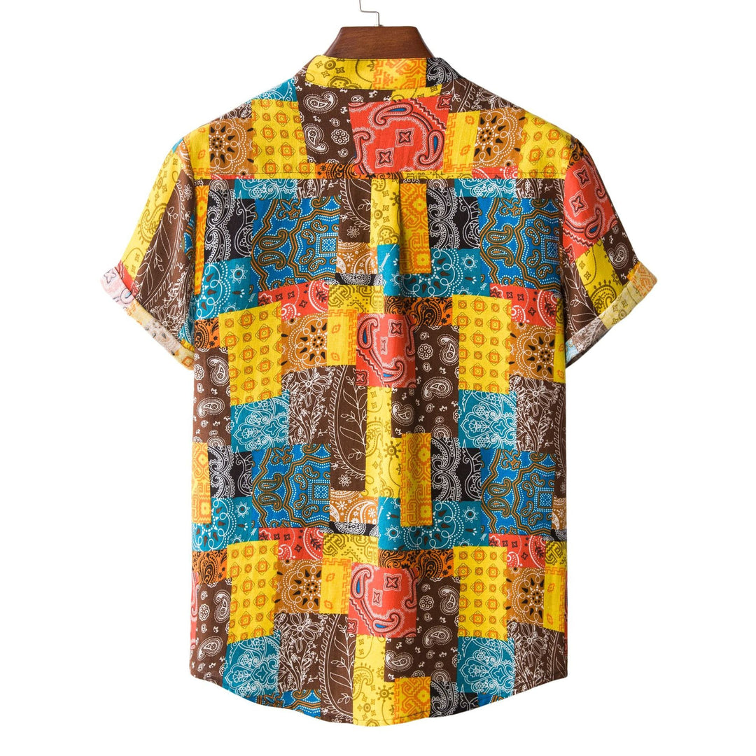 Herren Kurzarmhemd im bunten Patchwork-Design mit Henley-Ausschnitt Echoarchiv