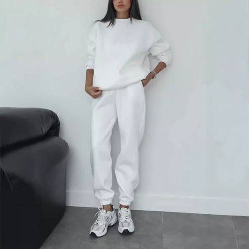 Damen nan minimalistisches Cozy-Set aus schwerer French‑Terry mit weitem Rundhals-Pullover und gerader Jogginghose Echo Archiv
