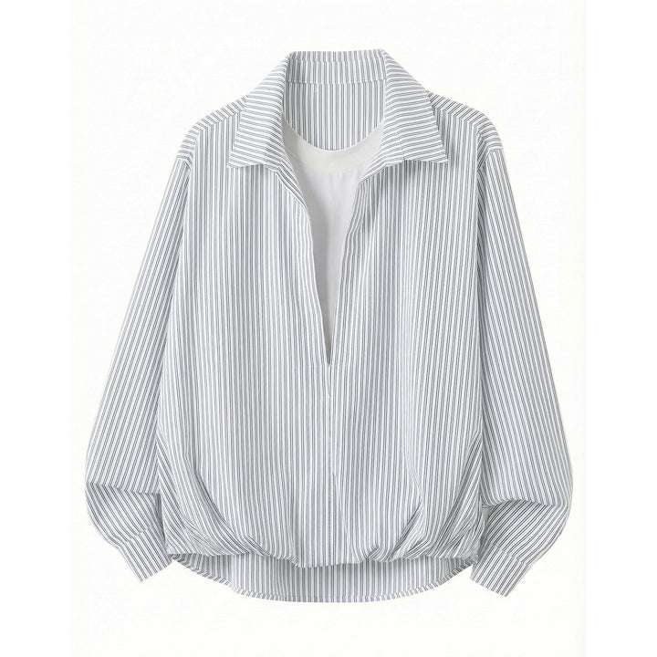 Damen Weites gestreiftes Hemdblusen-Shirt mit tiefem V-Ausschnitt und gerafftem Saum Echo Archiv