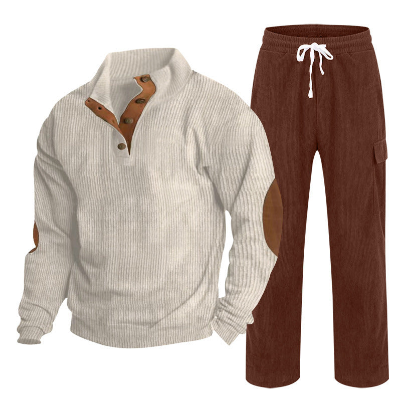 Herren nan strukturiertes Feinstrick-Halbknopf-Pullover und Feincord-Cargo-Zweiteiler Echo Archiv