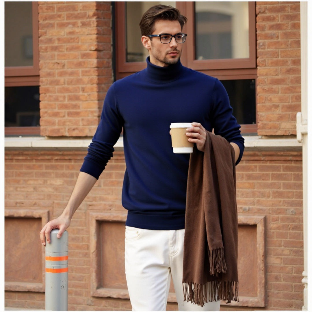 Herren Eleganter Rollkragenpullover aus feiner Wolle Echoarchiv