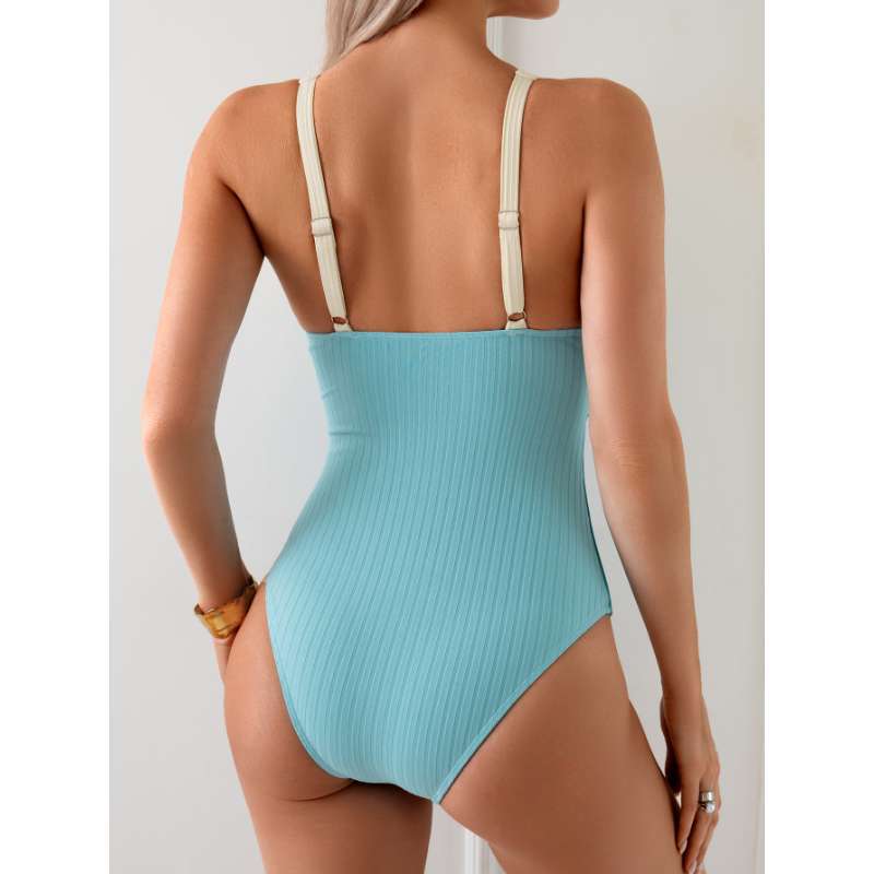 Damen eleganter und figurbetonter Badeanzug Echo Archiv