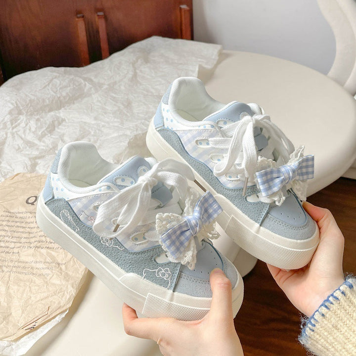 Damen Sneakers mit verspielt romantischen Details und komfortablen Sohlen Echo Archiv
