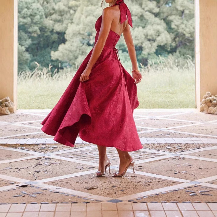 Damen Elegantes Halterneck-Ballkleid mit fließendem Rock Echo Archiv