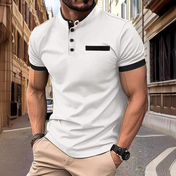 Herren modisches Poloshirt mit innovativem Stehkragen und Kontrastdetails Echoarchiv