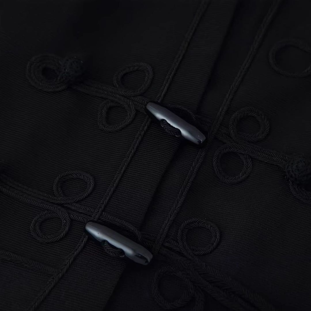 Damen Kurze militärisch inspirierte Jacke mit Knoten- und Kordelverschlüssen Echoarchiv