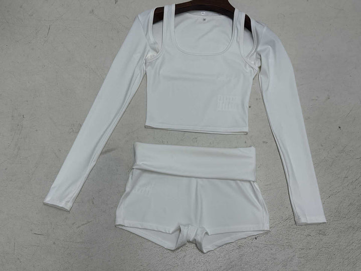 Damen Sportliches Crop-Top und Shorts Set Echo Archiv