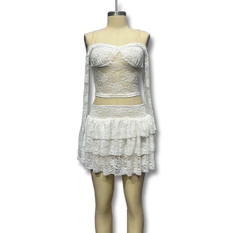 Damen Verspieltes Spitzenkleid mit transparenten Ärmeln und gestuftem Rock Echo Archiv