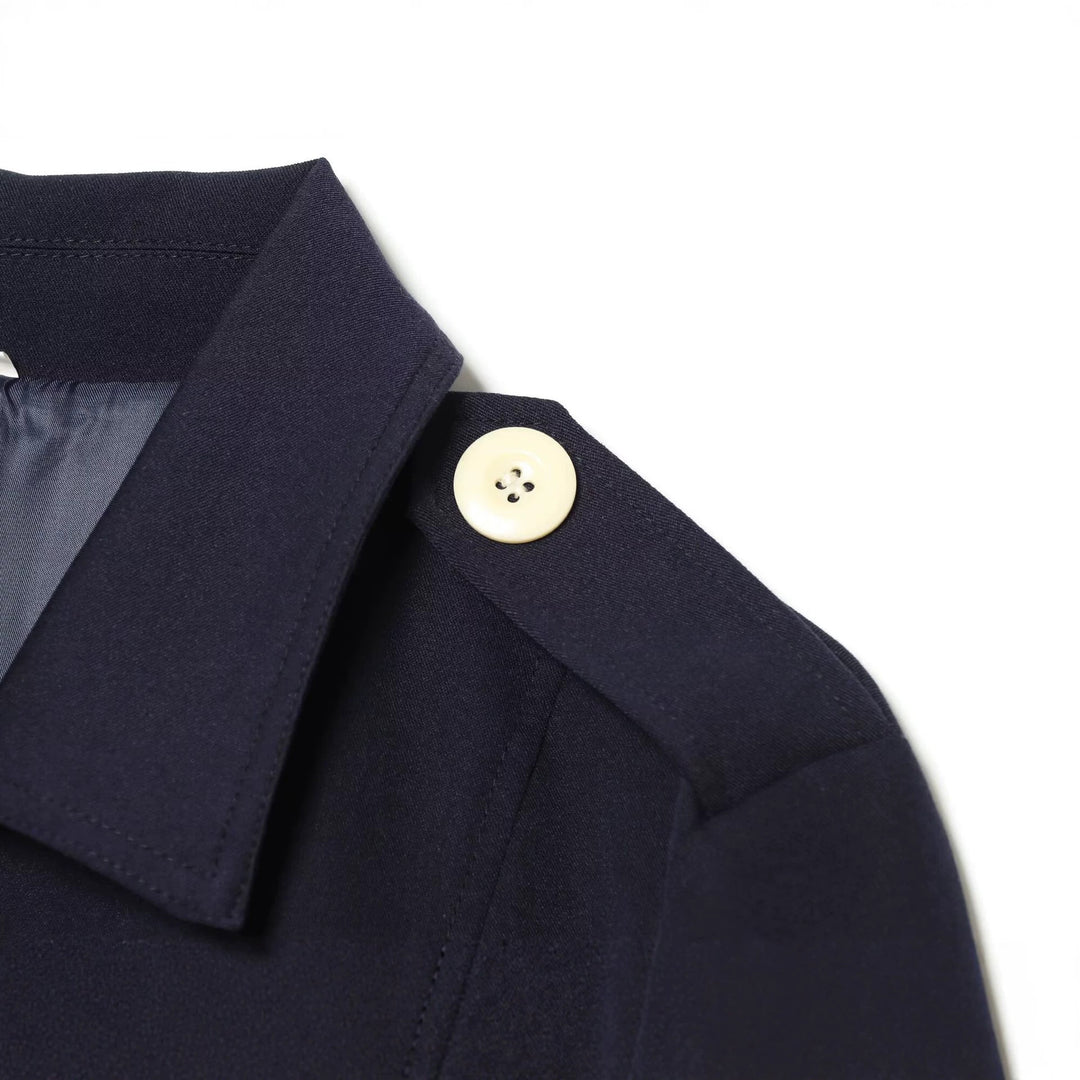 Damen kurze Feldjacke mit Knopfverschluss, aufgesetzten Taschen und Schulterklappen Echo Archiv