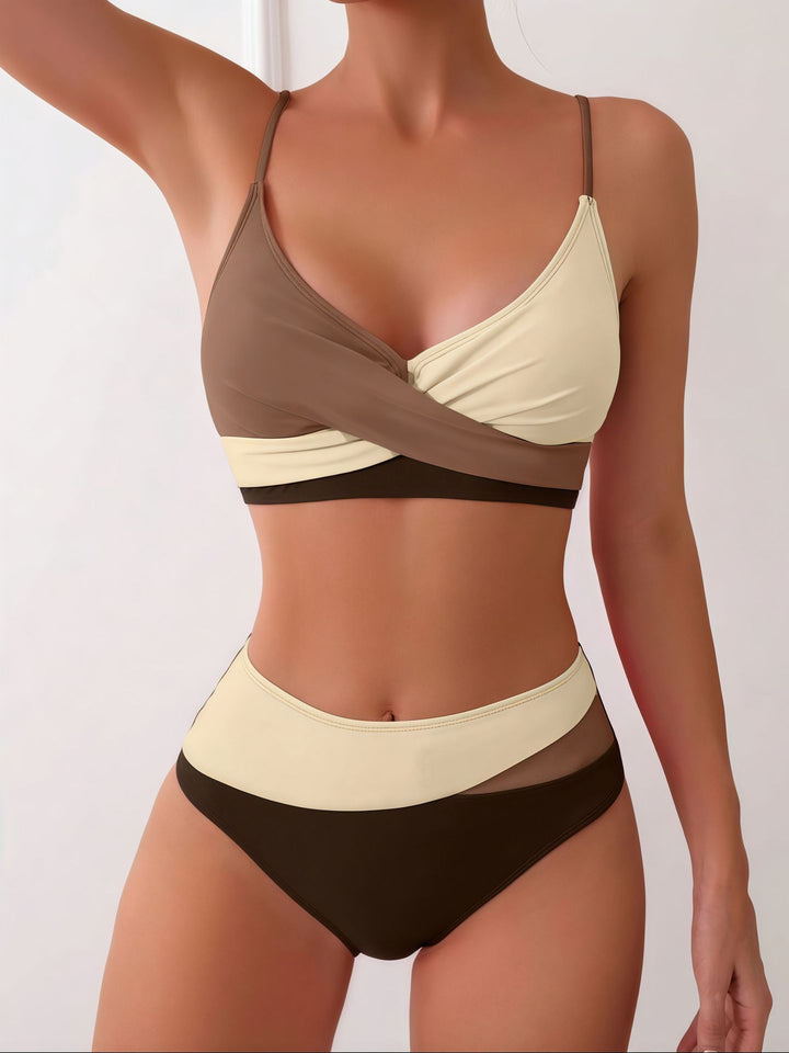 Damen Bikini-Set mit modischem Wickeldesign und hohem Taillenslip Echo Archiv