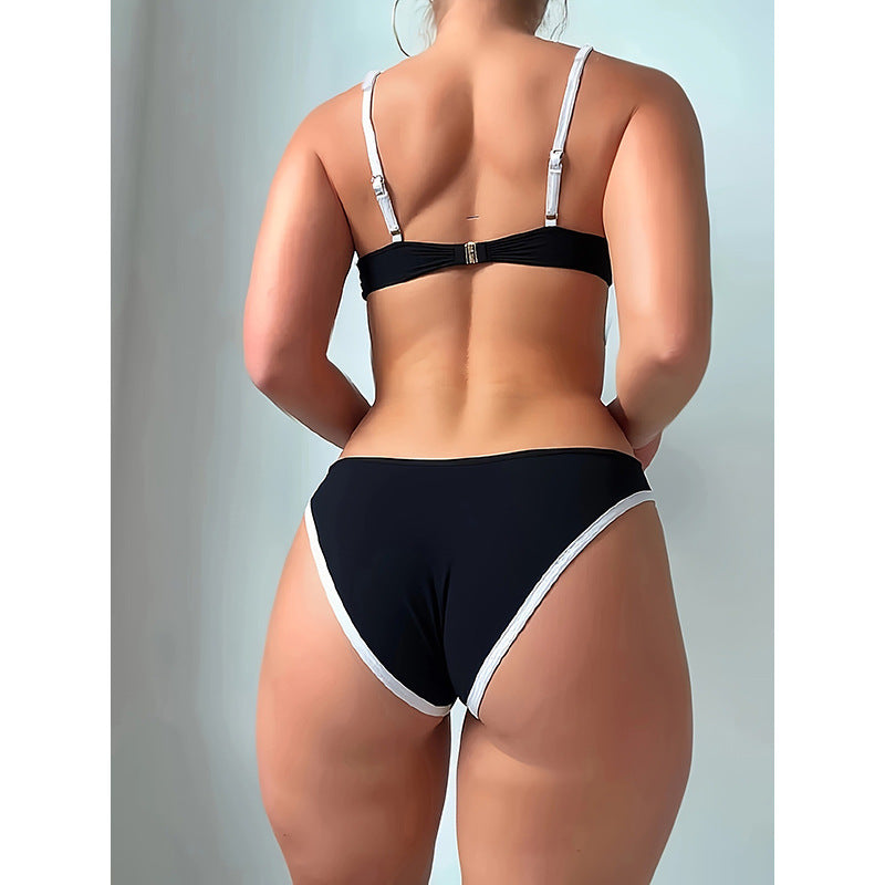 Damen Hochgeschnittenes Bikini-Set mit elegantem Push-Up-Oberteil Echo Archiv
