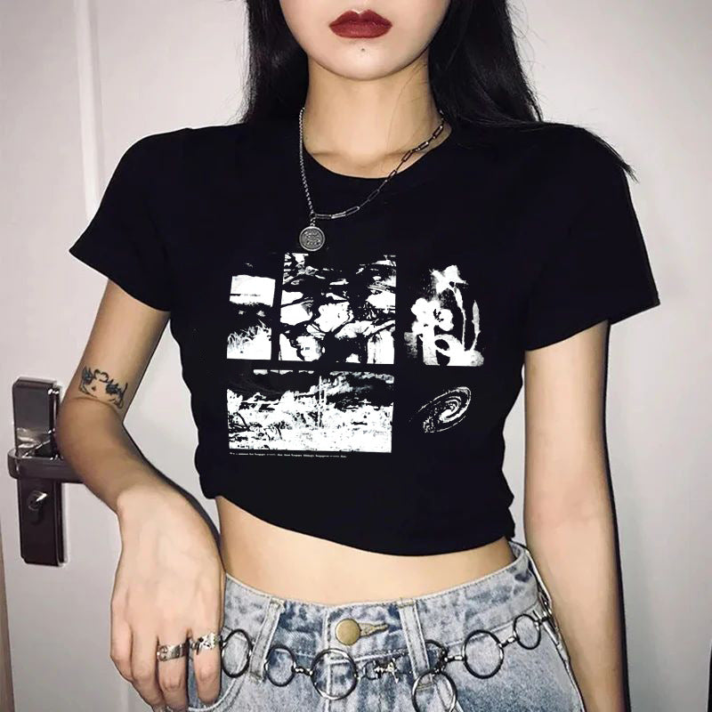 Damen Crop-T-Shirt mit verspieltem Kirschmotiv und elegantem Schleifenprint Echo Archiv