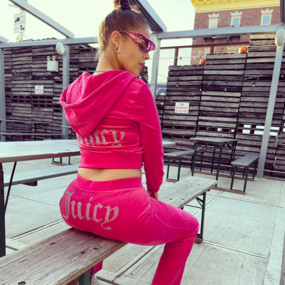Damen nan luxuriöser Velours Trainingsanzug mit Reißverschlussjacke und Jogginghose Echo Archiv