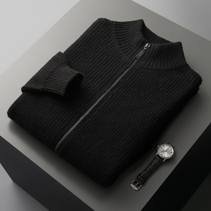 Herren Strickpullover mit modernem Reißverschluss und feiner Rippstruktur Echoarchiv